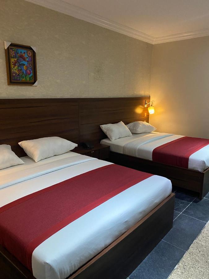 Posh Hotel And Suites Victoria Island Лагос Екстериор снимка