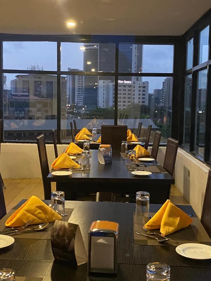Posh Hotel And Suites Victoria Island Лагос Екстериор снимка