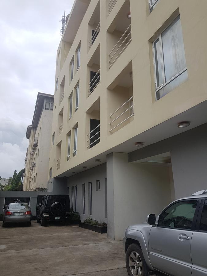 Posh Hotel And Suites Victoria Island Лагос Екстериор снимка